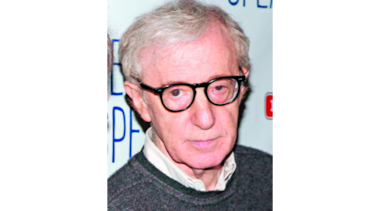 Woody Allen niega acusación