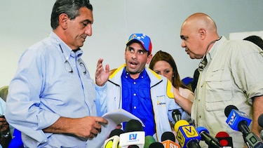 Nicolás Maduro reitera acusaciones contra Henrique Capriles