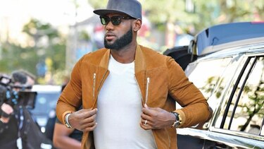 Presencia de LeBron en Hollywood crecería con mudanza a Los Ángeles