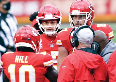 Chiefs y Packers buscan cumplir los pronósticos