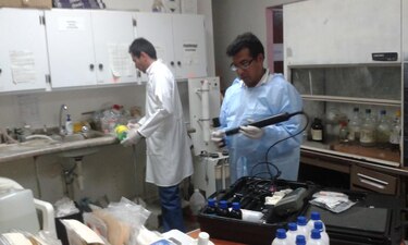 Analizan agua que se utilizará en el Carnaval santeño
