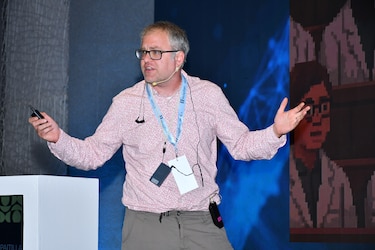 IA en medicina: Dr. Adam Rodman advierte sobre desafíos éticos en la práctica clínica