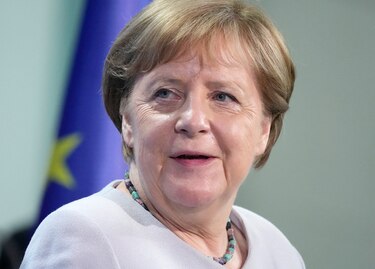 Angela Merkel recibió segunda dosis de Moderna tras una primera inoculación de AstraZeneca