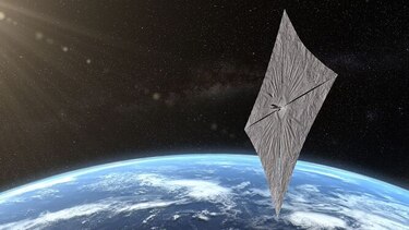 Velas impulsadas por la luz, la manera revolucionaria de viajar por el espacio