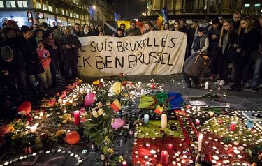 Corazón de Europa desgarrado por atentados que dejan más de 30 muertos