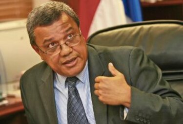 Magistrados buscan al fiscal electoral