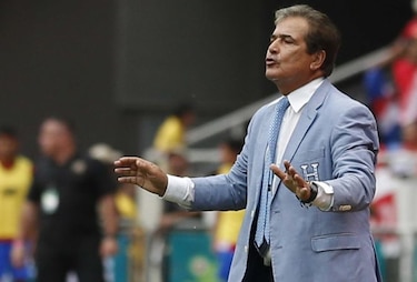 Honduras convoca a Lozano y a Costly para duelos ante Australia