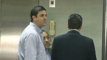 Exministro Jaime Ford debe regresar este jueves a la fiscalía; dice tener la conciencia limpia