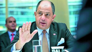 Suspenden directiva de banco estatal