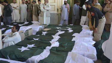 Ataque contra academia policial en Pakistán deja 61 muertos