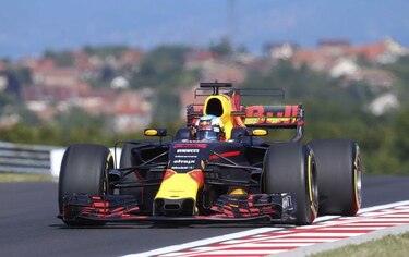 Ricciardo domina primeras sesiones de práctica