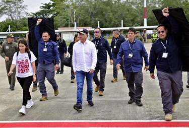 Petro acusa al Clan del Golfo de manipular necesidades de ‘población minera’