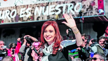 Piden indagar a Cristina Fernández por corrupción