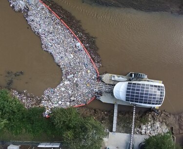 Wanda Díaz recolectó 2 mil 500 libras de plástico en cinco días