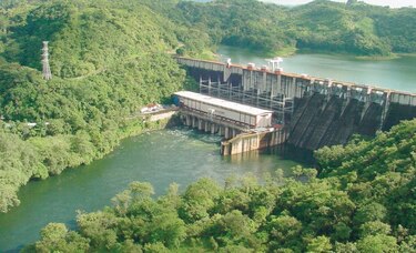 Las constantes lluvias impulsan la generación con hidroeléctricas