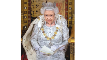 Salir de la UE es prioridad para el gobierno, dice la reina Isabel II