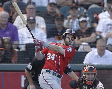 Bryce Harper sale de la lista de lesionados