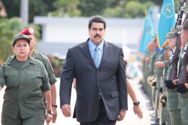 Cámara baja estadounidense aprueba sanciones a venezolanos
