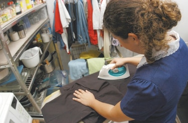 Un camino lleno de obstáculos: radiografía de la brecha laboral de la mujer en Panamá