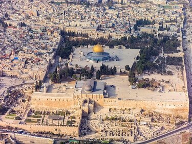 Reabre la Explanada de las Mezquitas en Jerusalén tras dos meses cerrada