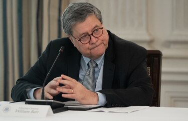 Fiscal General de EU secunda a Trump sobre el riesgo de fraude en voto por correo