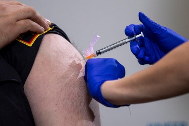 La FDA aprueba el refuerzo contra Ómicron para menores de cinco años