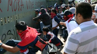 Tres meses sin noticias de estudiantes en México