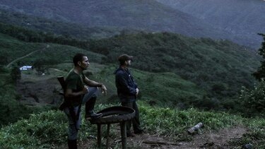 FARC separa de sus filas a cinco mandos disidentes de la línea política