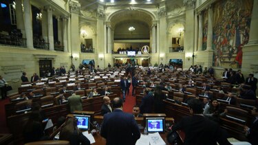 Congreso colombiano aprueba justicia especial para la paz