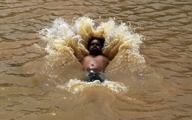 La ola de calor en India mata a mil 400 personas