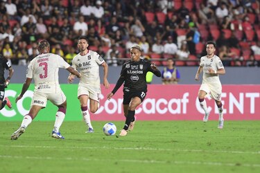 CAI de La Chorrera derrota al Deportivo Saprissa con gol de Ángel Caicedo
