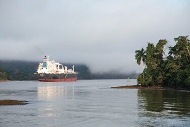 ACP contempla $550 millones para comprar tierras al Estado