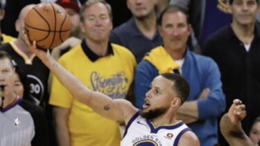 Warriors y Cavaliers regresan a la cancha