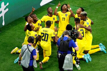 Rueda el balón y Ecuador cumple con lo esperado