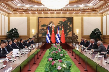 Por qué China apoya de manera limitada a su aliada Cuba en medio de las presiones de Estados Unidos