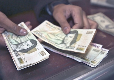 Salario mínimo para trabajadores subirá 20% en México