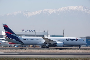 El breve desplome de un avión Boeing en vuelo a Nueva Zelanda pudo deberse a un error en cabina