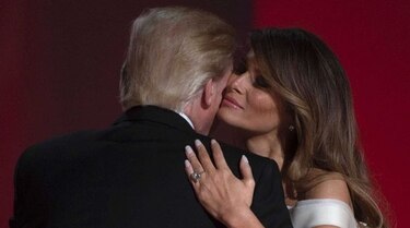 Donald y Melania Trump bailan 'My Way' de Frank Sinatra