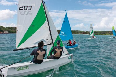Tripulación francesa gana regata de vela Don Lorenzo Romagosa