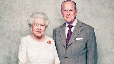 Palacio dice que el príncipe Felipe de Inglaterra se recupera de cirugía exitosa