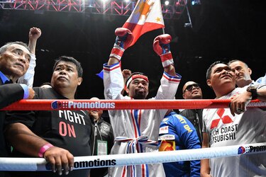 Manny Pacquiao desea 'dos o tres combates' antes de retirarse