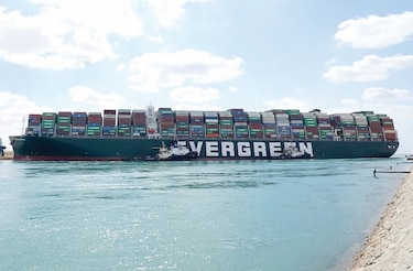  Buque ‘Ever Given’ continúa retenido en Suez por reclamo  