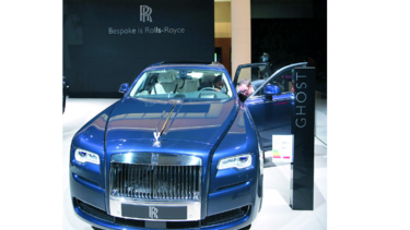 Rolls-Royce paga tras investigaciones