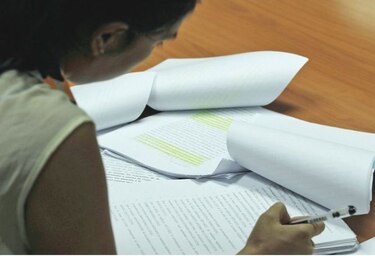 El sumario y el interés público