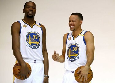Warriors buscan reivindicación, ahora con Durant