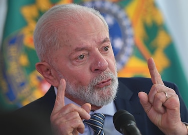 Lula dice que no reconoce la victoria de Maduro pese a la decisión del Supremo venezolano