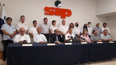 Gremios empresariales ven riesgos para el modelo económico