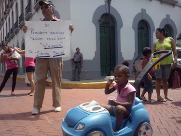 Moradores de San Felipe se oponen a desalojos