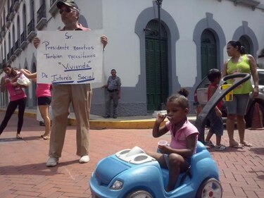 Moradores de San Felipe se oponen a desalojos
