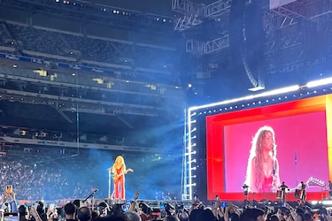 Investigan posible exposición masiva a sarampión en concierto de Shakira en Estados Unidos